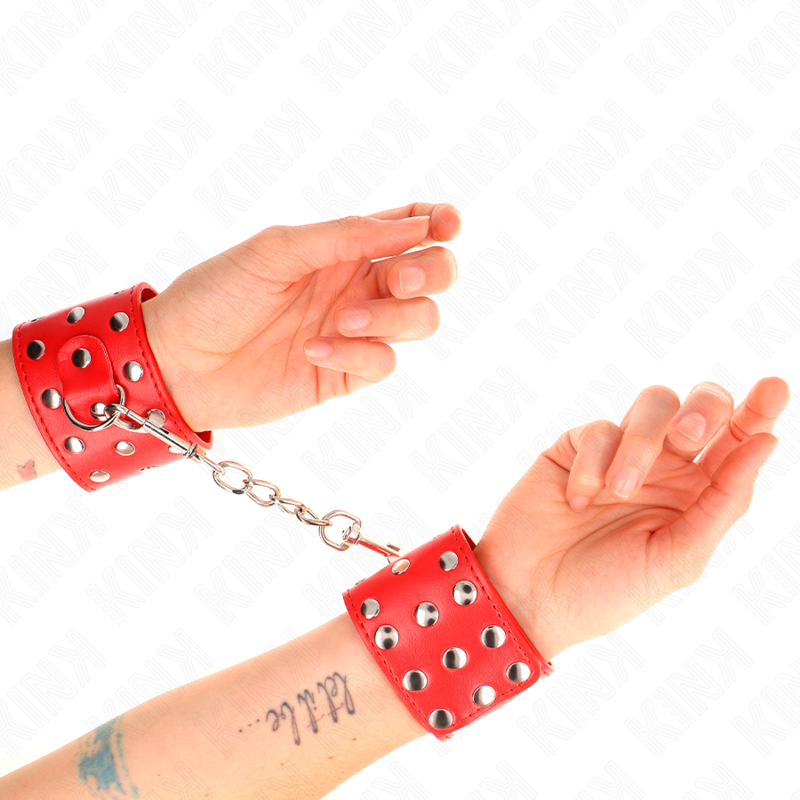 KINK - ATTACHES DE POIGNET AVEC FERMETURE À PRESSION PLEINES DE RIVETS ROUGES RÉGLABLES 19-24 CM X 5,5 CM