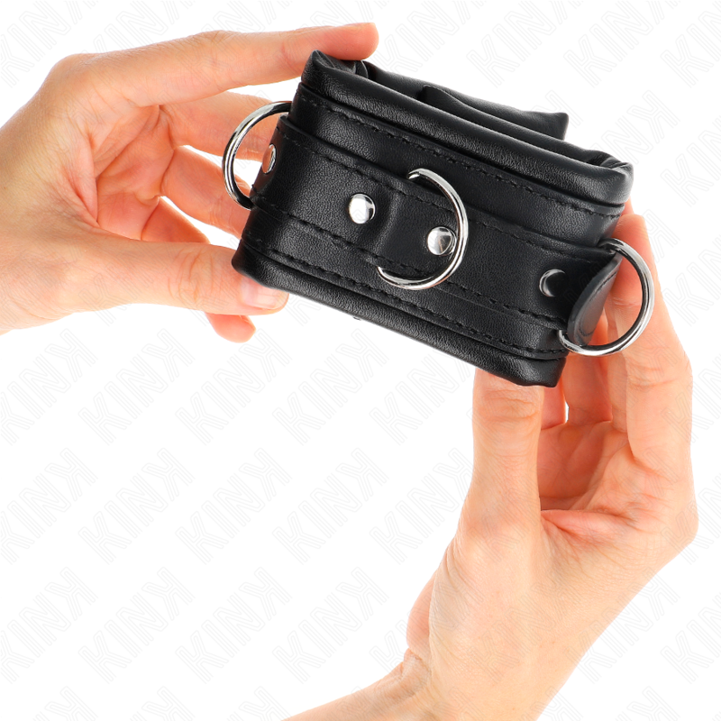 KINK - ATTACHES DE POIGNET LOURDES AVEC DOUBLURE DE FOURRURE NOIRE RÉGLABLES 20-30 CM X 6 CM