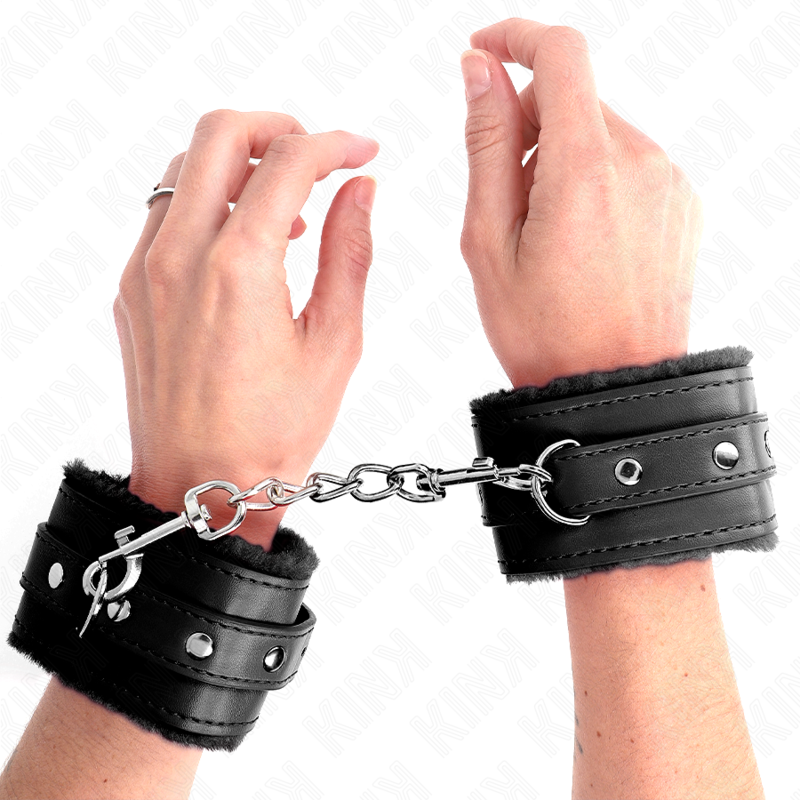 KINK - SUJECIONES DE MUÑECA CON FORRO DE PIEL PREMIUM NEGRO CON CINTURÓN NEGRO AJUSTABLE 17-29 CM X 6 CM
