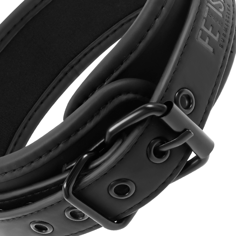 COLLAR DE CADENA CON FORRO DE NOPRENE PARA SUMISO FETICHE