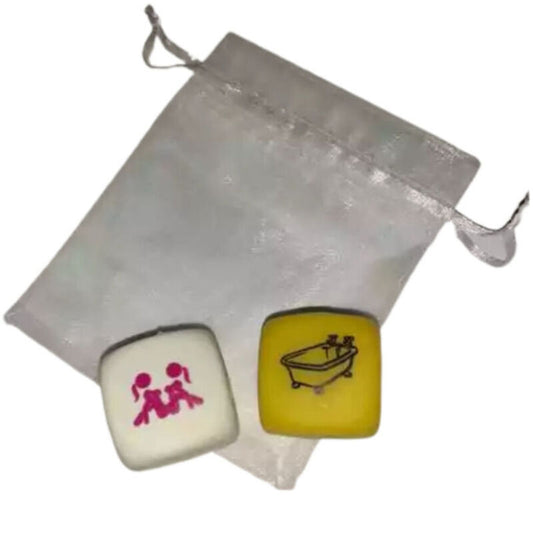 DIABLO PICANTE - SET DE 2 DADOS KAMASUTRA PARA NIÑAS POSTURA + LUGAR