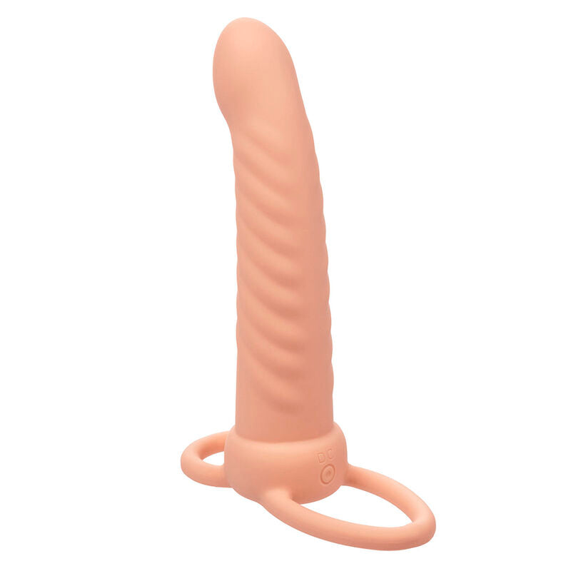 CALEXOTICS - MAXX RIBBED DOBLE PENETRADOR 10 VIBRACIONES CARNE