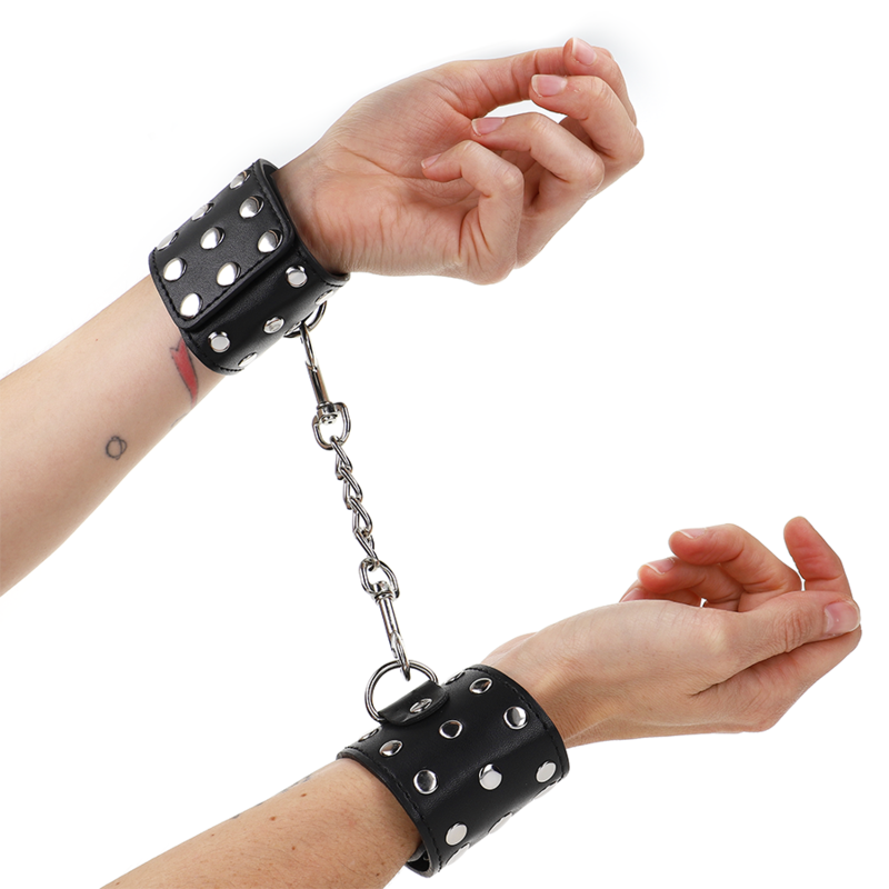 KINK - SUJECIONES DE MUÑECA CON CIERRE A PRESIÓN LLENO DE REMACHES NEGRO AJUSTABLE 19-24 CM X 5,5 CM
